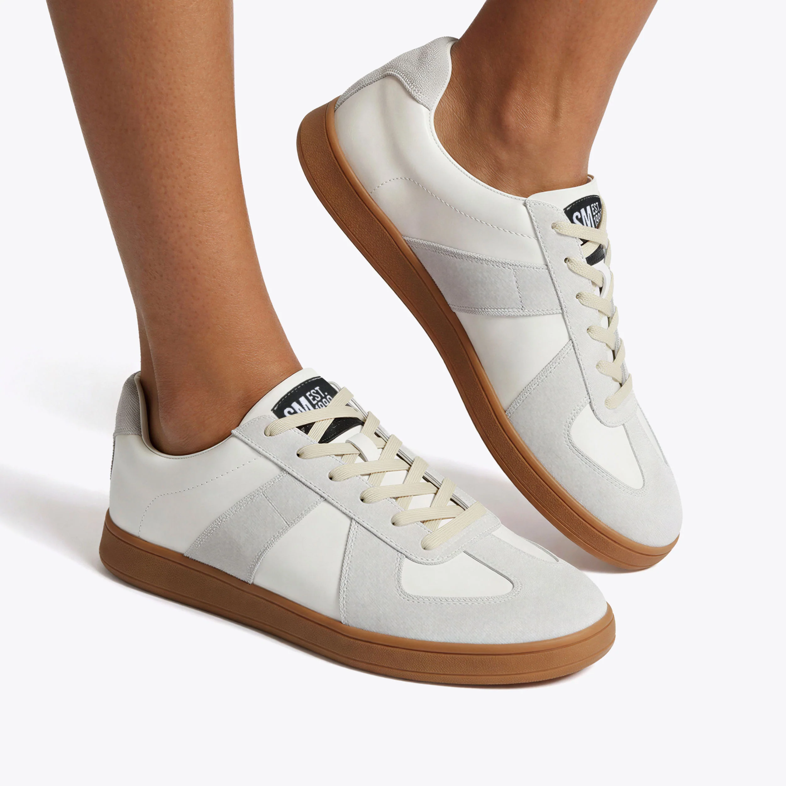 Waltor White - Image 5